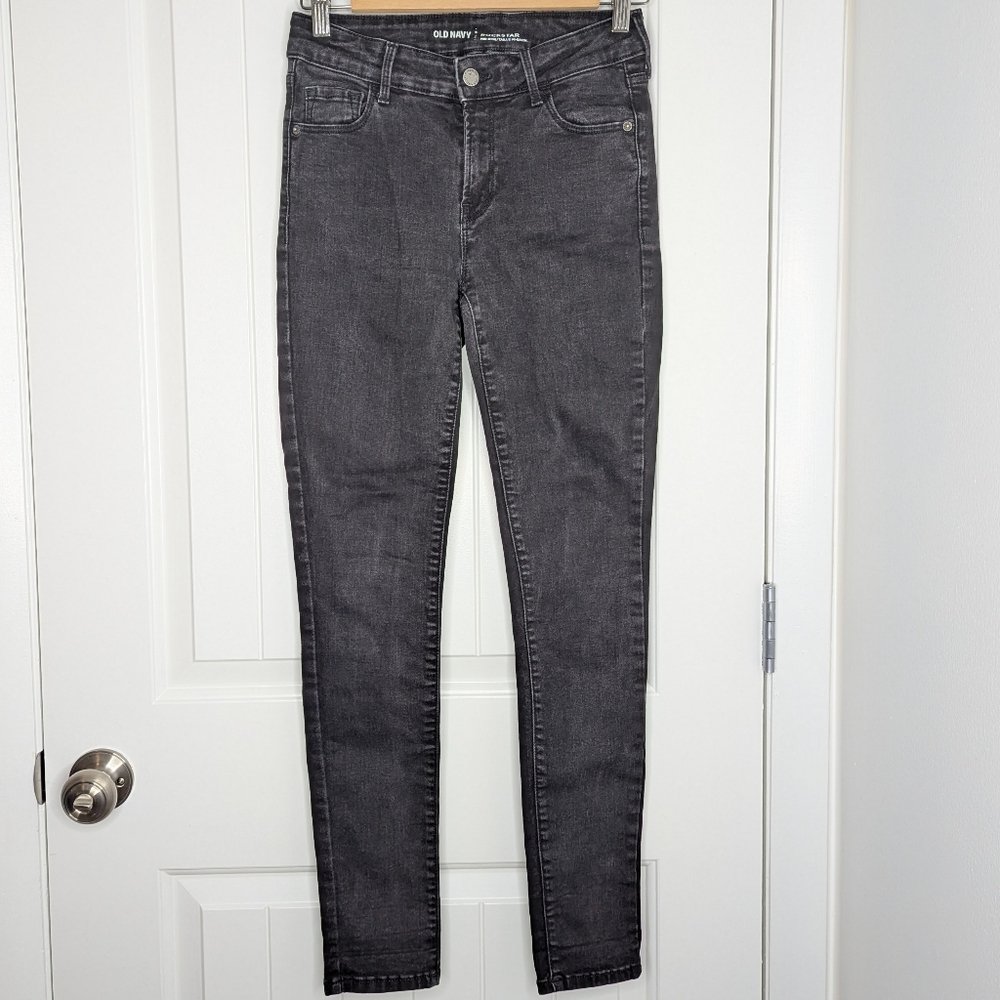 Old Navy jeans Rockstar mid-rise size 6 regular black
